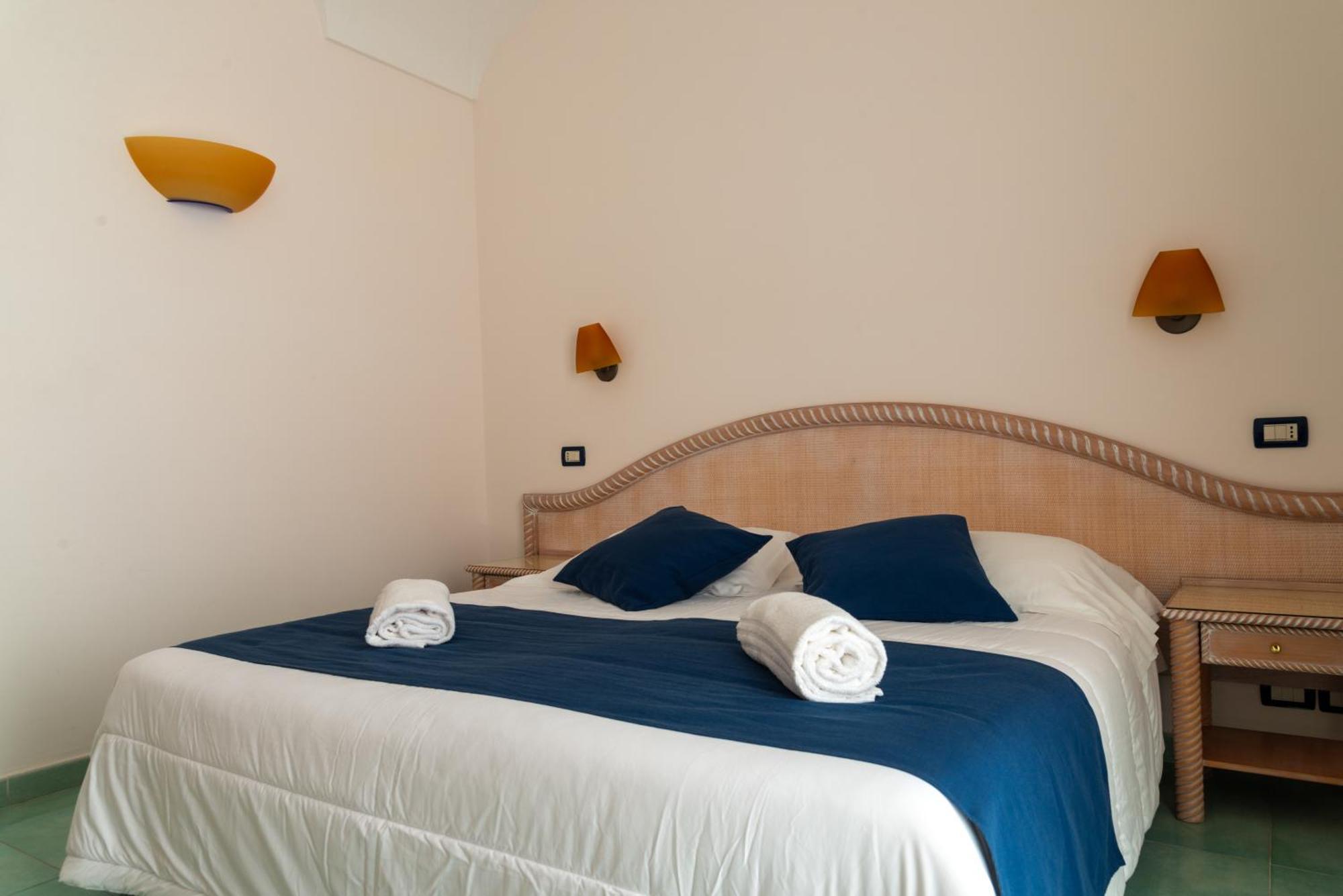 Forio di Ischia Hotel Albatros מראה חיצוני תמונה