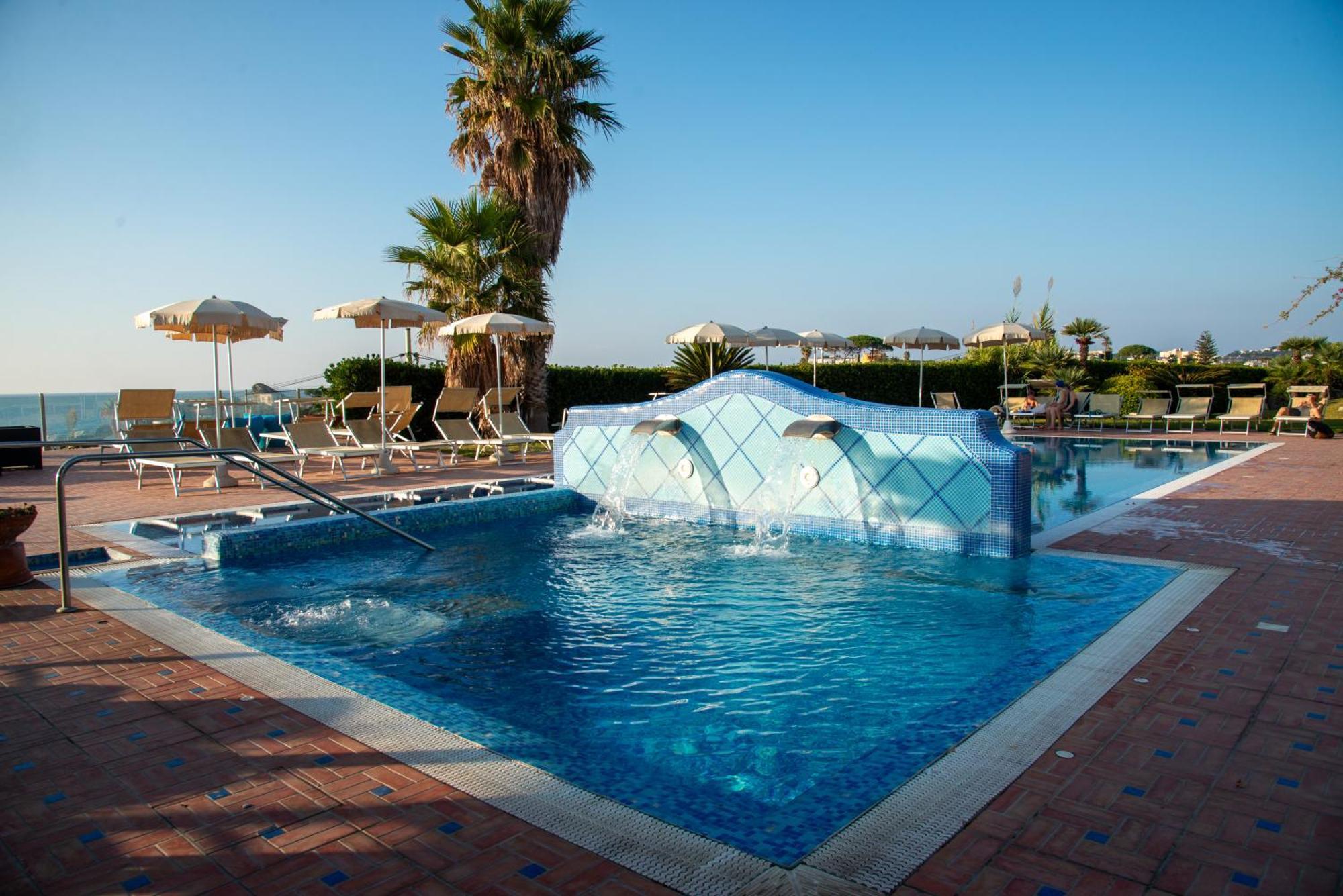 Forio di Ischia Hotel Albatros מראה חיצוני תמונה