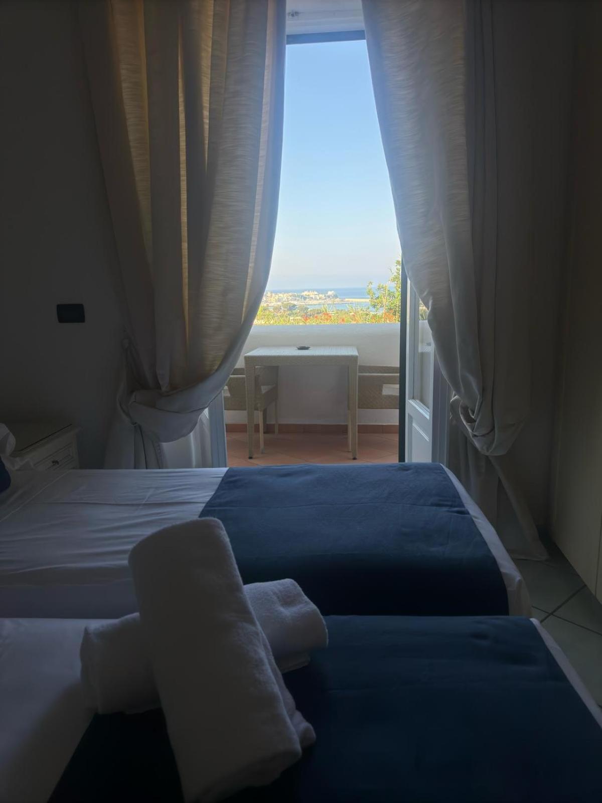 Forio di Ischia Hotel Albatros מראה חיצוני תמונה